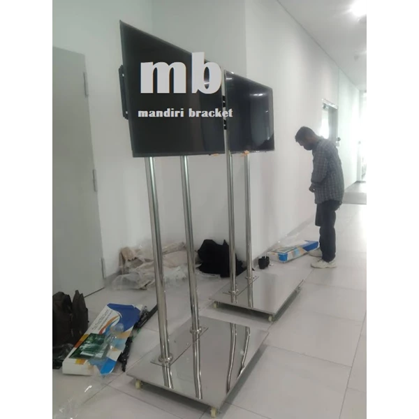 Standing Stainless 2 pole mirror